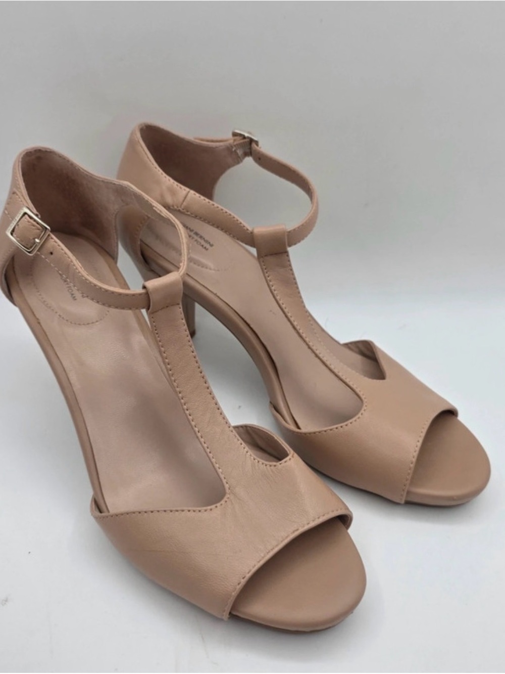 Giani Bernini Taupe T-Strap Open-Toe Block Heels